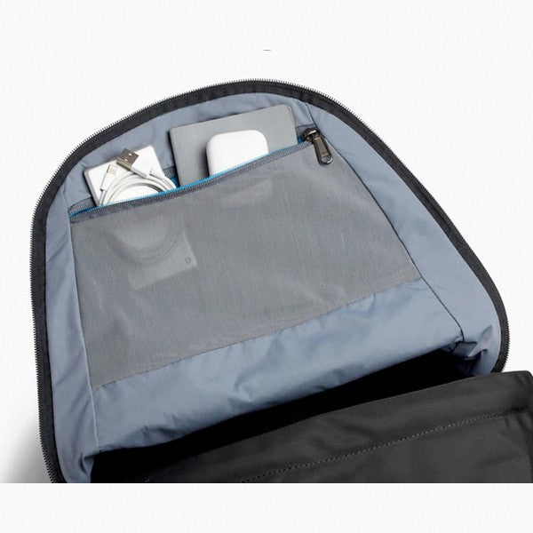 Bellroy Classic Backpack Black inside pocket