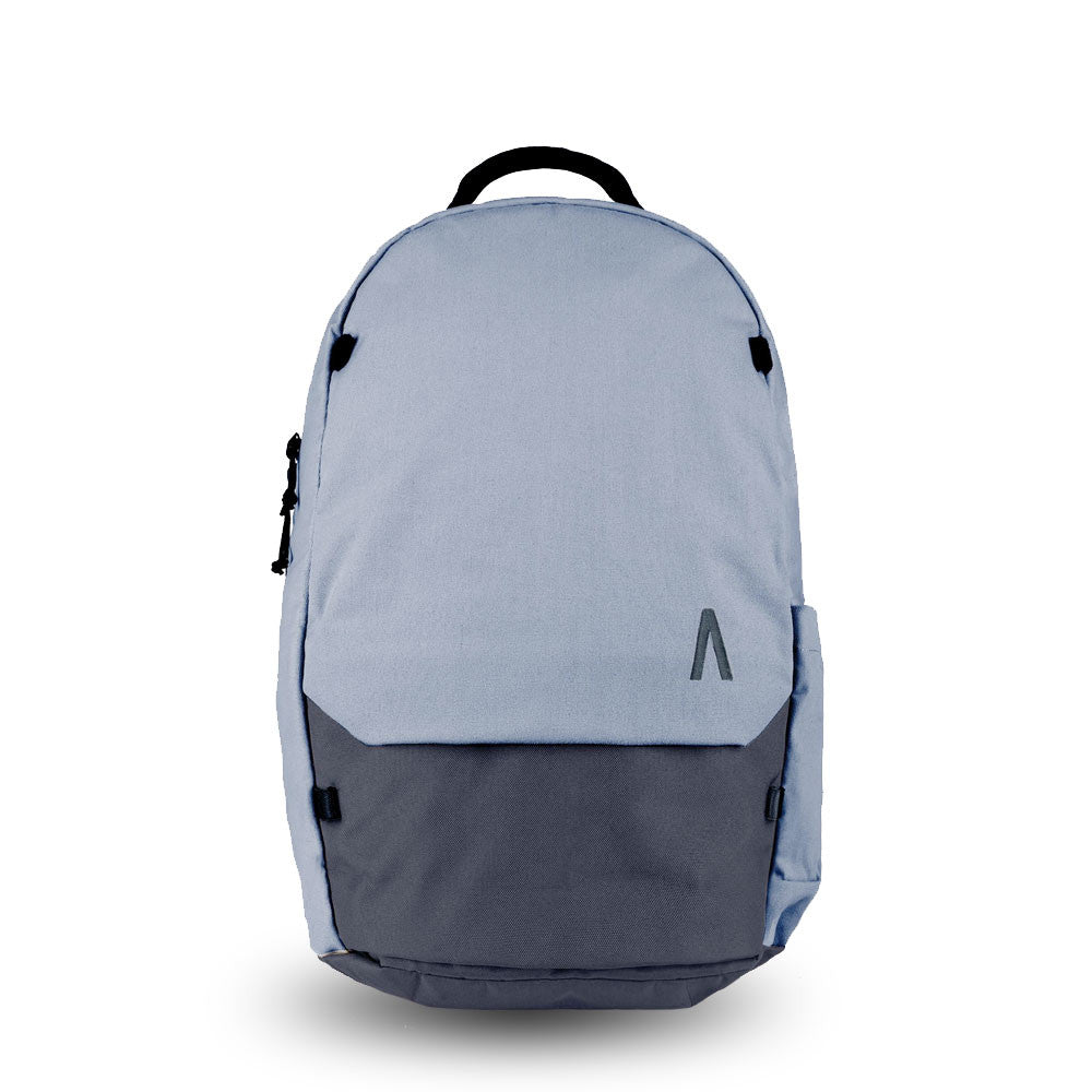Boundary Supply Rennen Daypack Slate Blue laptop-lomme set forfra