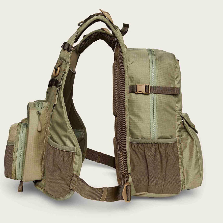 Filson Fishing Guide Vest Vintage Olive mit Rucksack