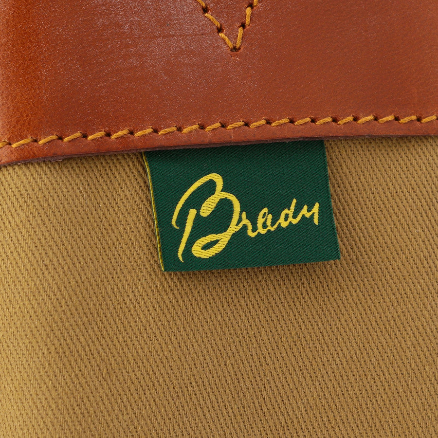 Brady Taschen Logo gelb und green