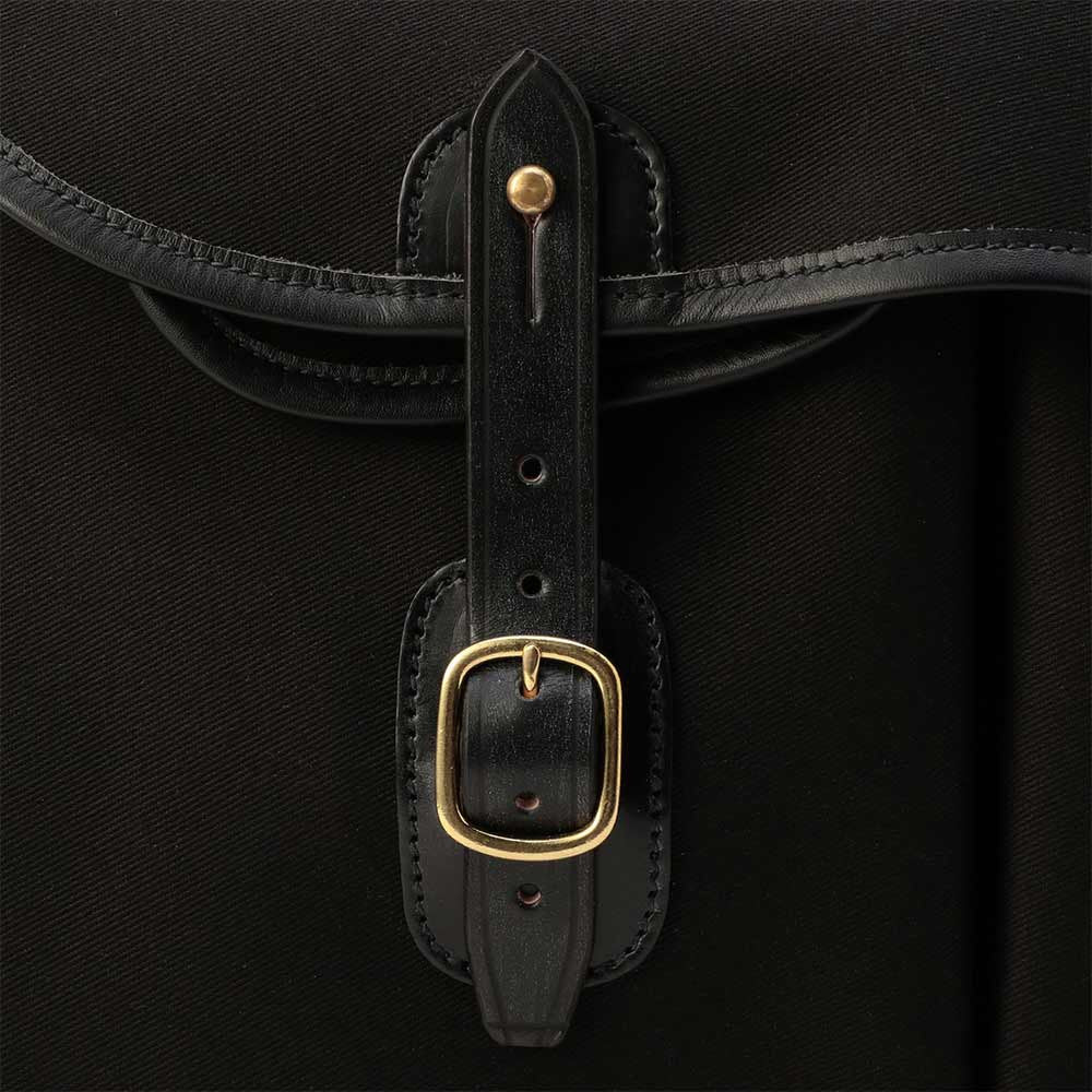 Brady Taschen Ariel Trout Large  Black  front leather straps