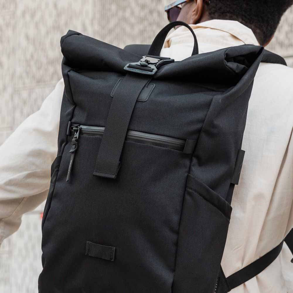 Rolltop Zaino Osten in Cordura Black